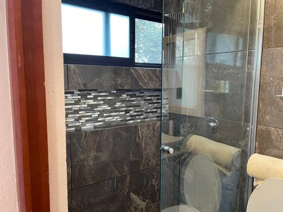 Suites C O V A D O N G A Meksika Oda fotoğraf